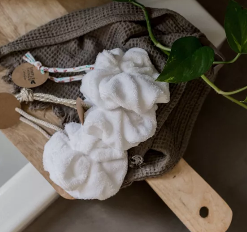 Fleur de douche blanche