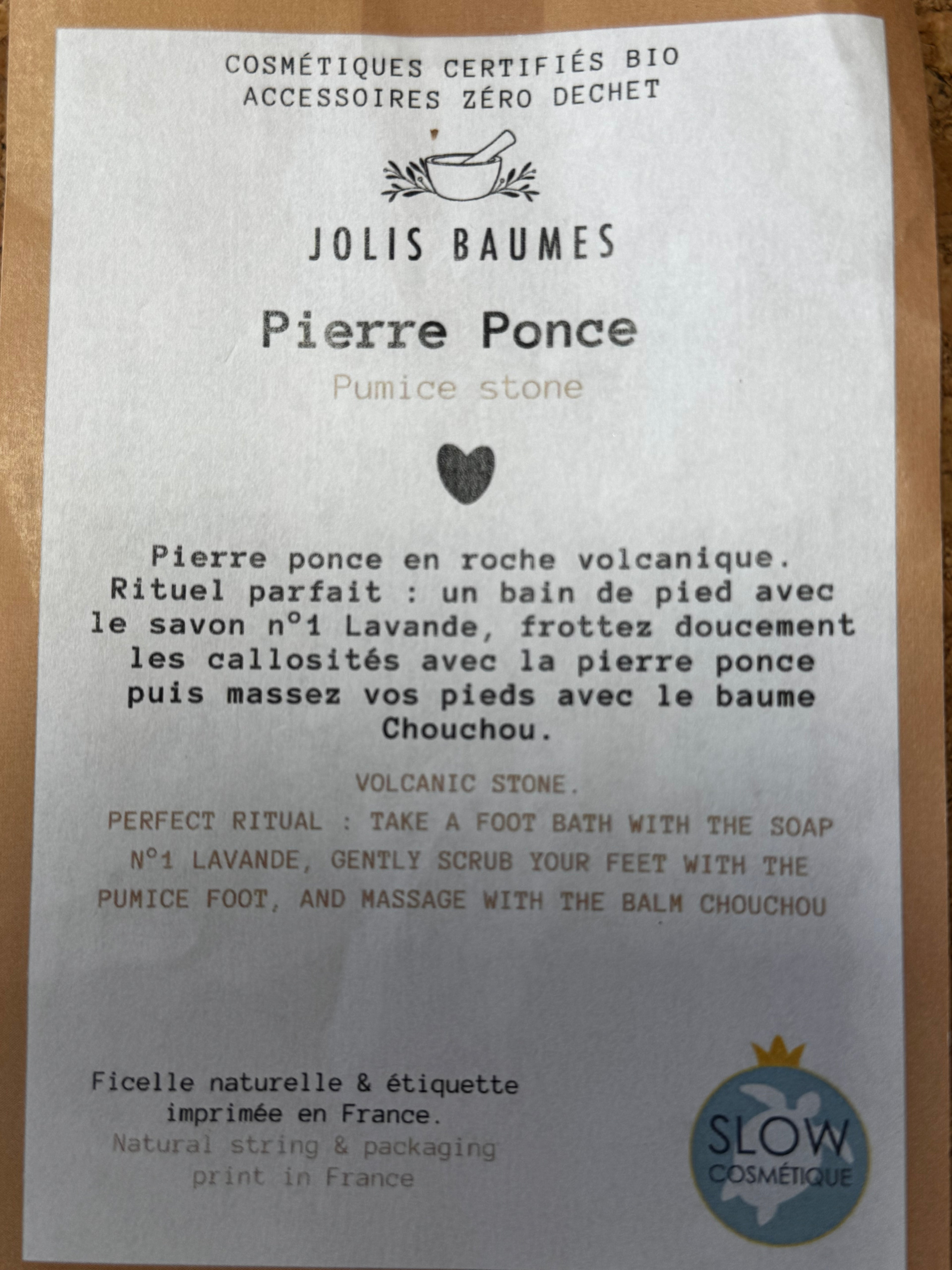 Pierre ponce volcanique
